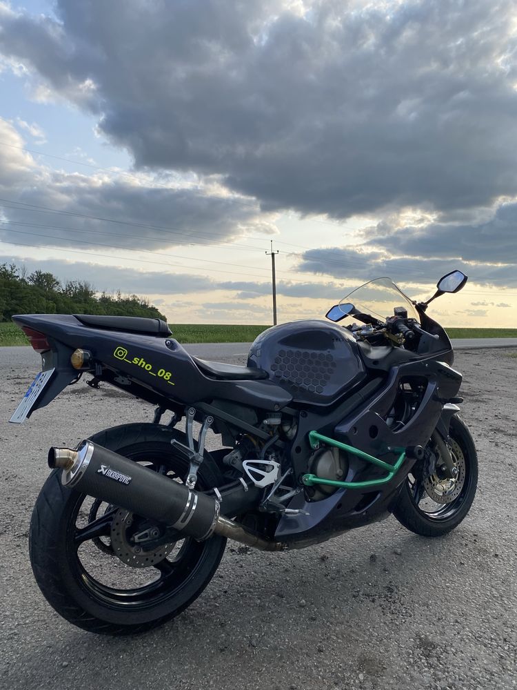 Продам Honda CBR 600 F4i