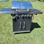 Sprzedam grill gazowy