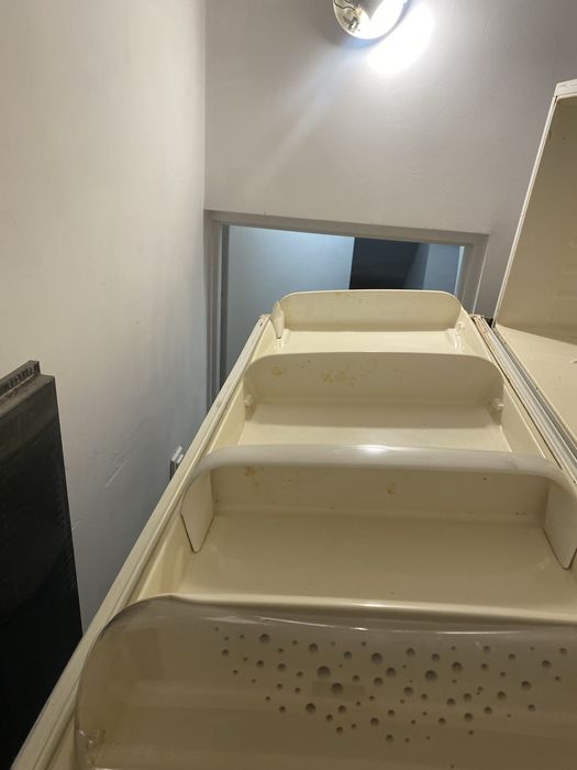 Duża lodówka ZANUSSI