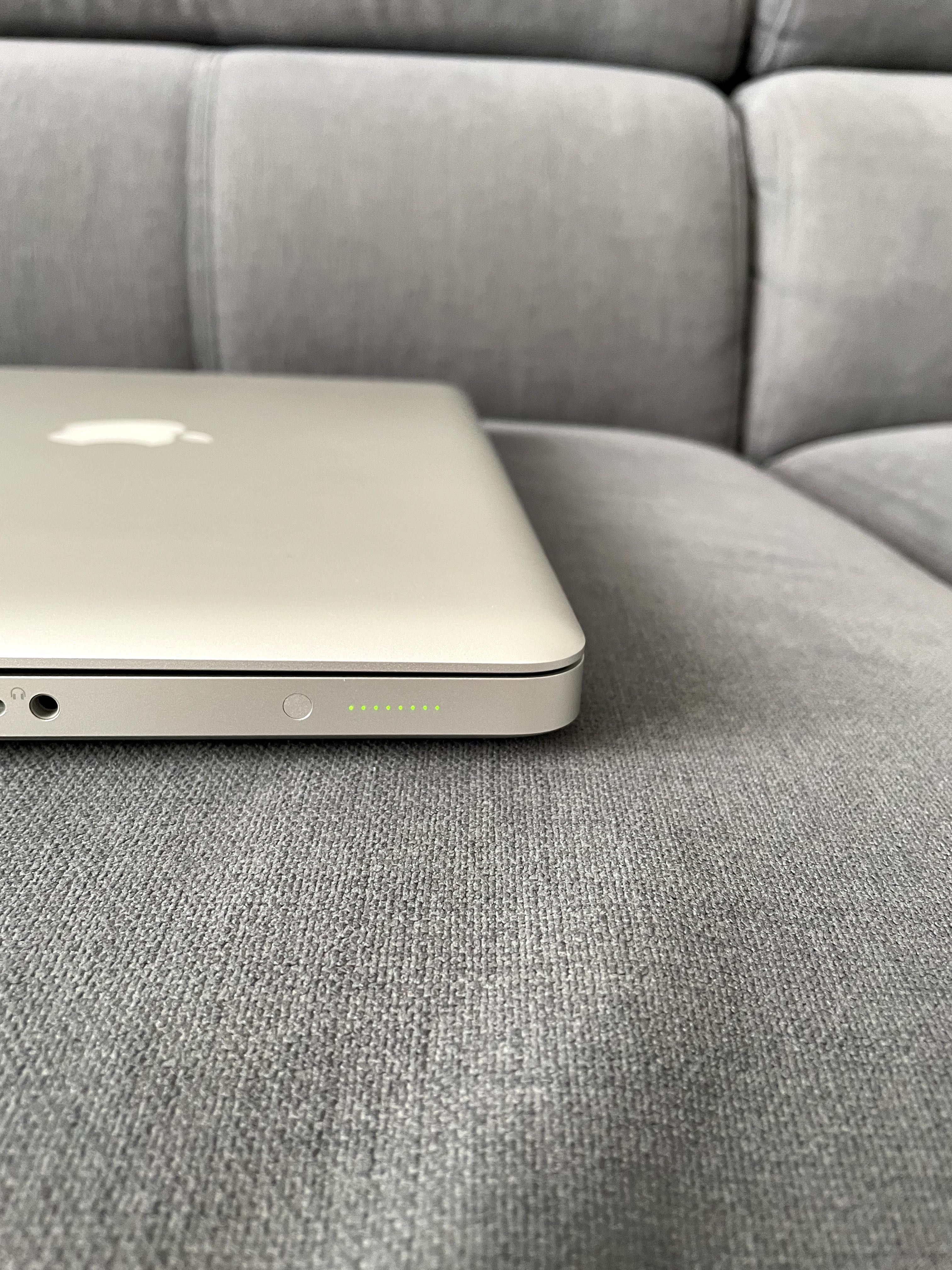 MacBook Pro 13” (Mid 2010) stan idealny, dysk SSD Samsung EVO 500 GB