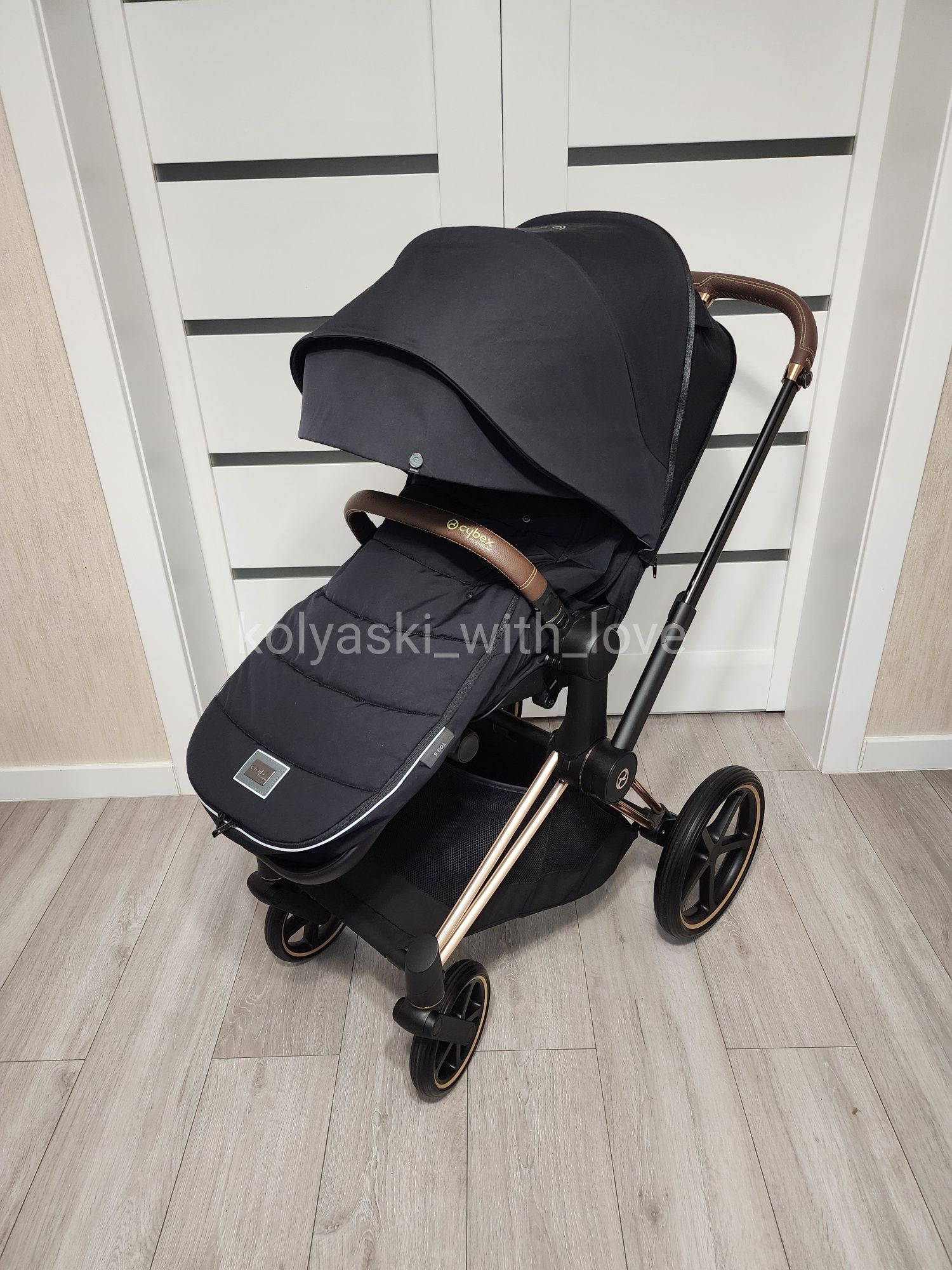 2024 Cybex Priam 4.0 sepia black Сайбекс Пріам чорна візочок візок