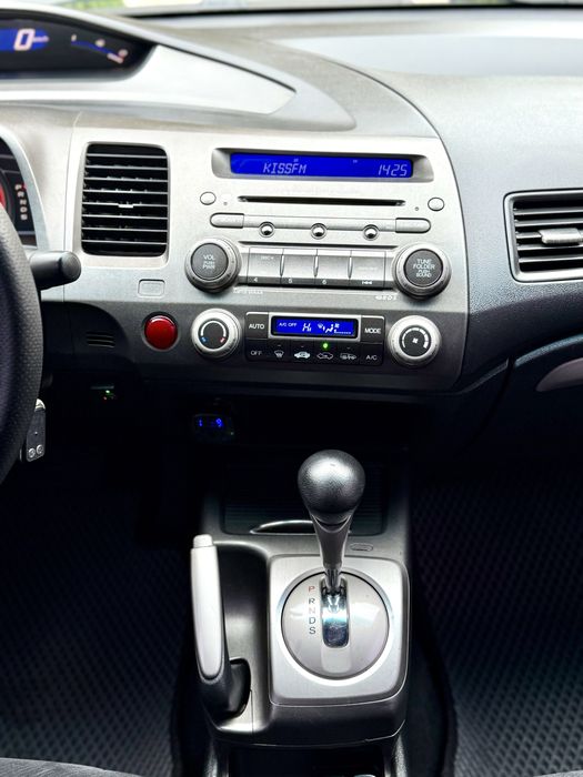 Honda Civic 4D, Полноценный Автомат, Газ-4