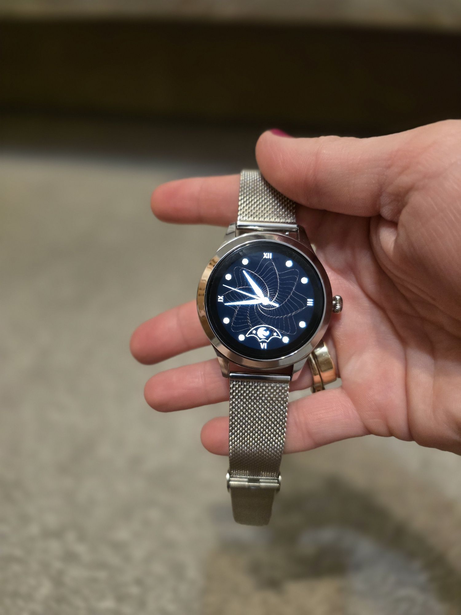 Nowy damski Smartwatch Maxcom FW42 Silver
