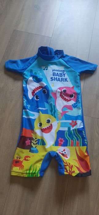 Baby shark kostium kombinezon kąpielowy 92, 18-24 miesiące