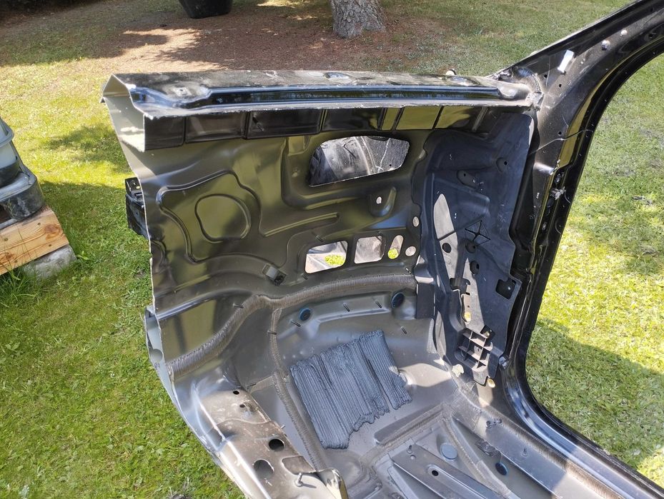 Ćwiartka prawy przód jeep grand cherokee WK2