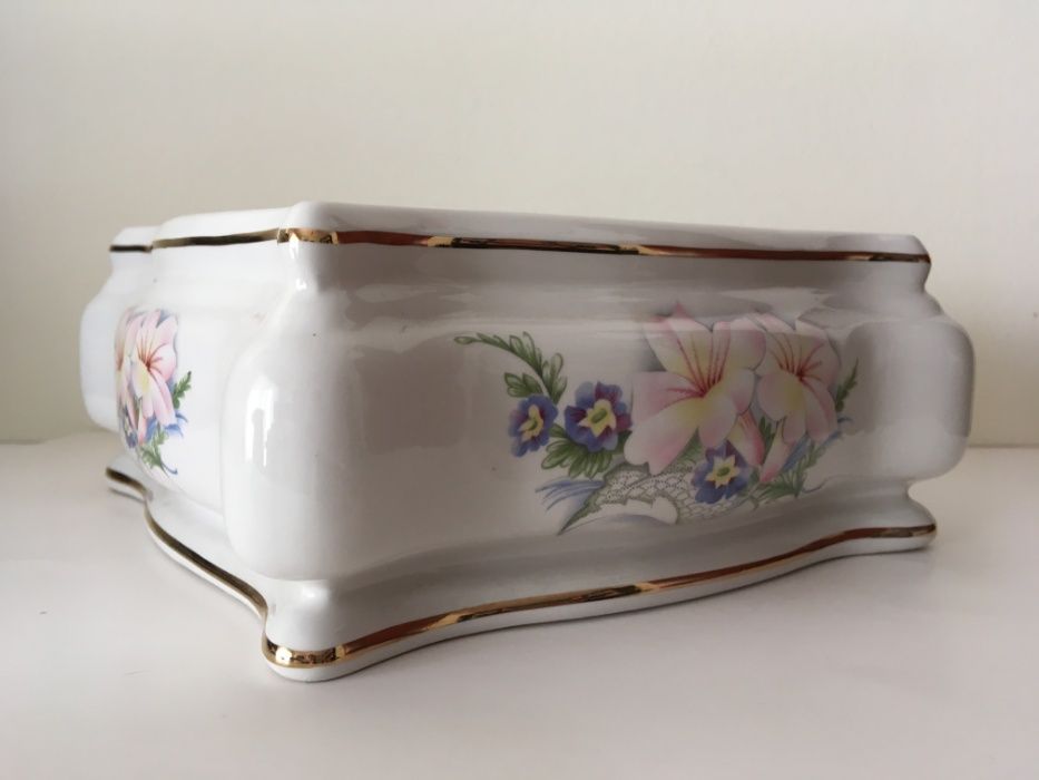 Caixa em Porcelana Frazarte Classic (Boleira)