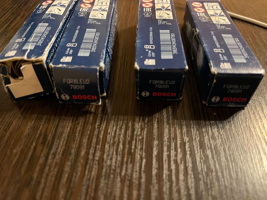 Продам свечи Bosch FQR8LEU2