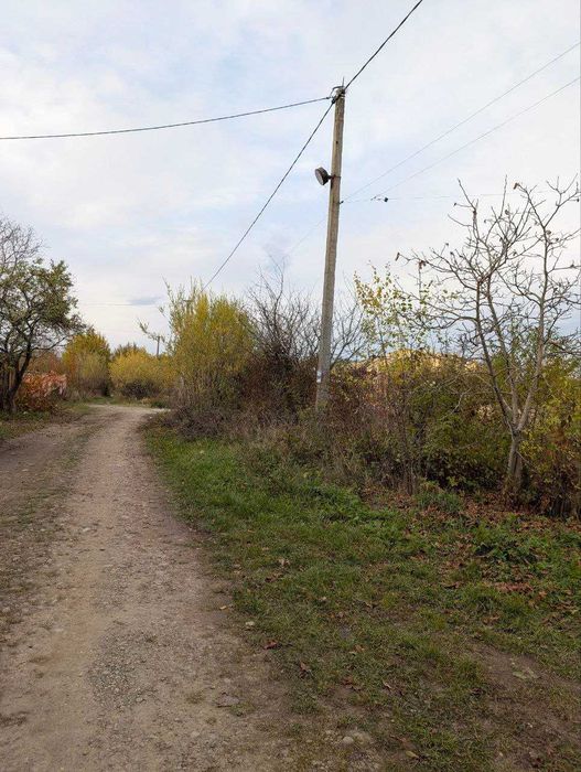 продаж ділянки під будівництво с.Посіч біля лісу