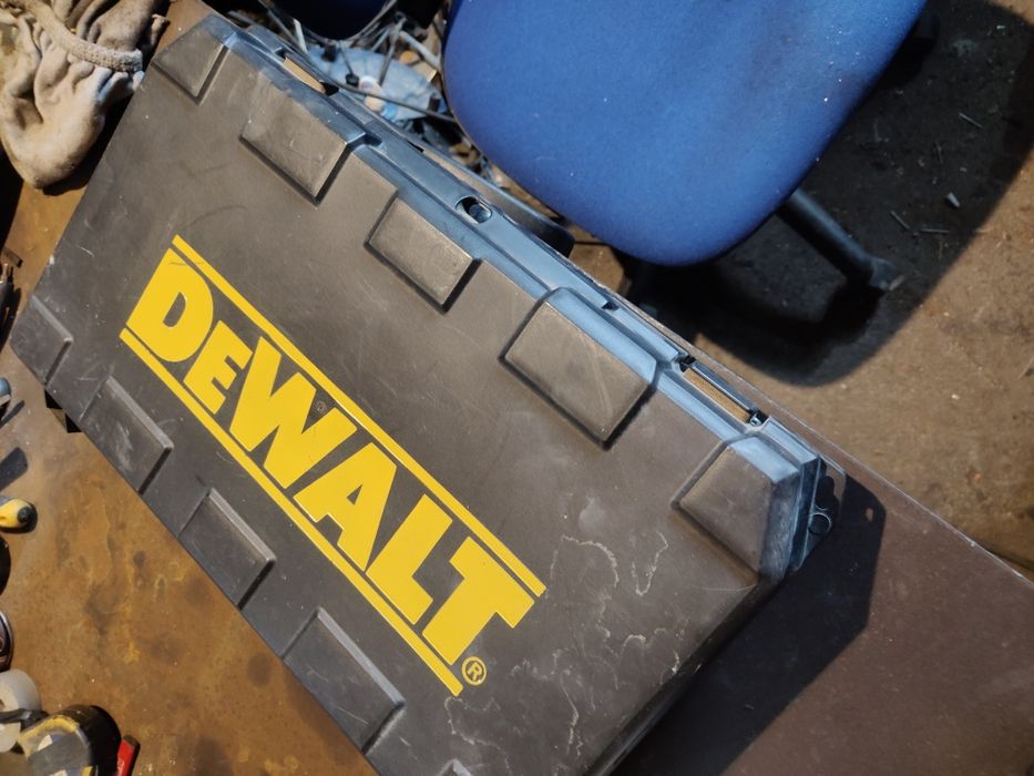 Skrzynka Walizka DeWalt