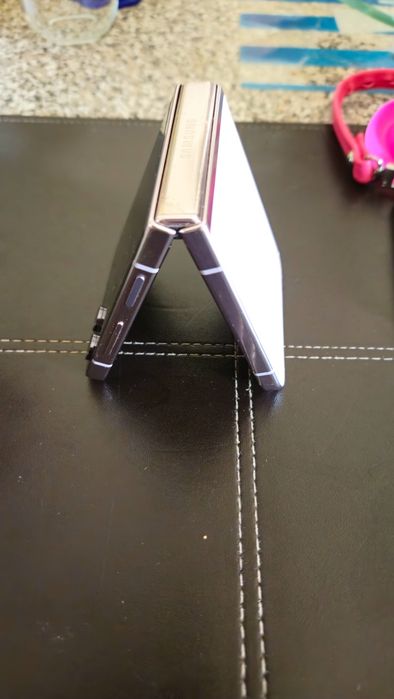 Samsung z flip 6 impecável