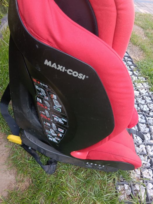 Fotelik maxi cosi czerwony