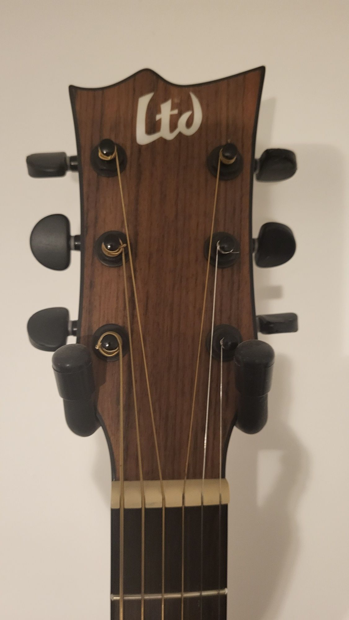 Gitara elektroakustyczna ESP LTD D-320E NS