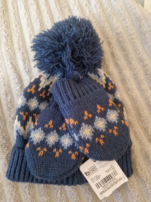 Шапка з рукавичками