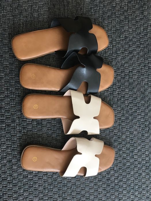 2 pares de chinelos Senhora - 38