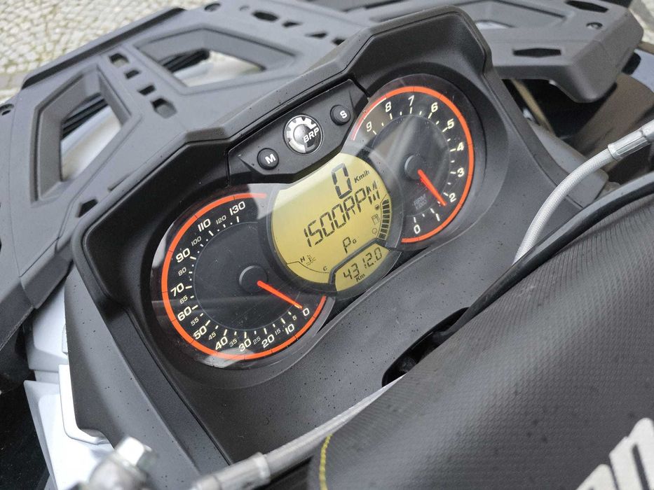 Quad Can-Am Outlander 1000 R