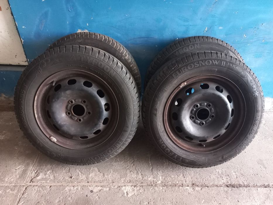 Koła zimowe 195/65R15 ford focus c-max volvo