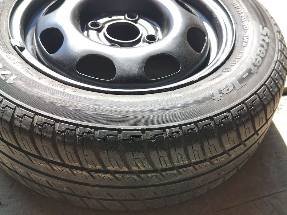 Продам хорошу резину з дисками R13 в ідеальному стані