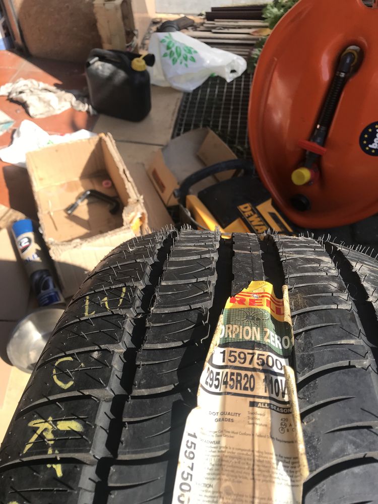 NOWE Pirelli scorpion kultowe opony 295/45r20