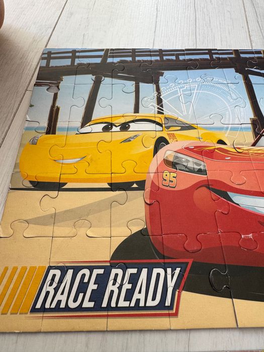 Puzzle autka trefl