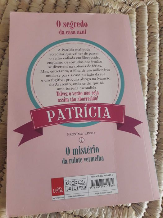 Livro coleção Patricia