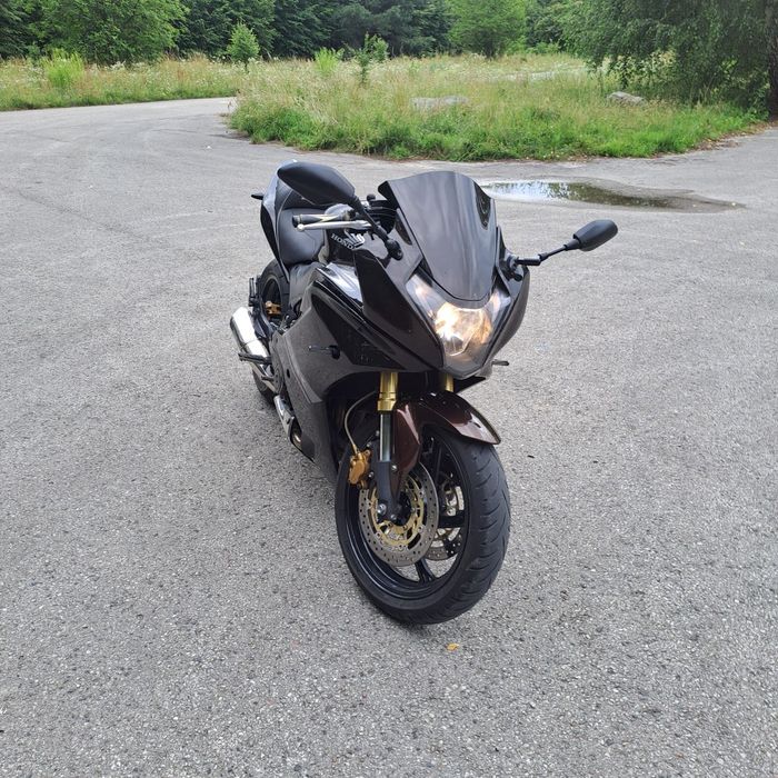Sprzedam Honda CBR 600F