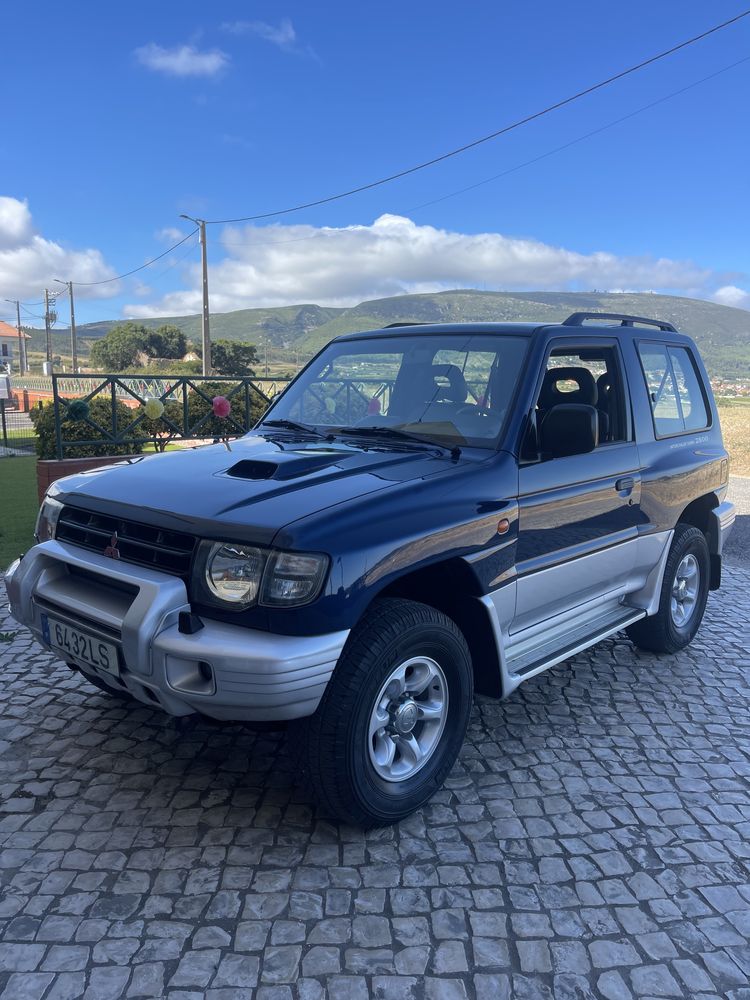 Jipe Mitsubichi Pajero gls