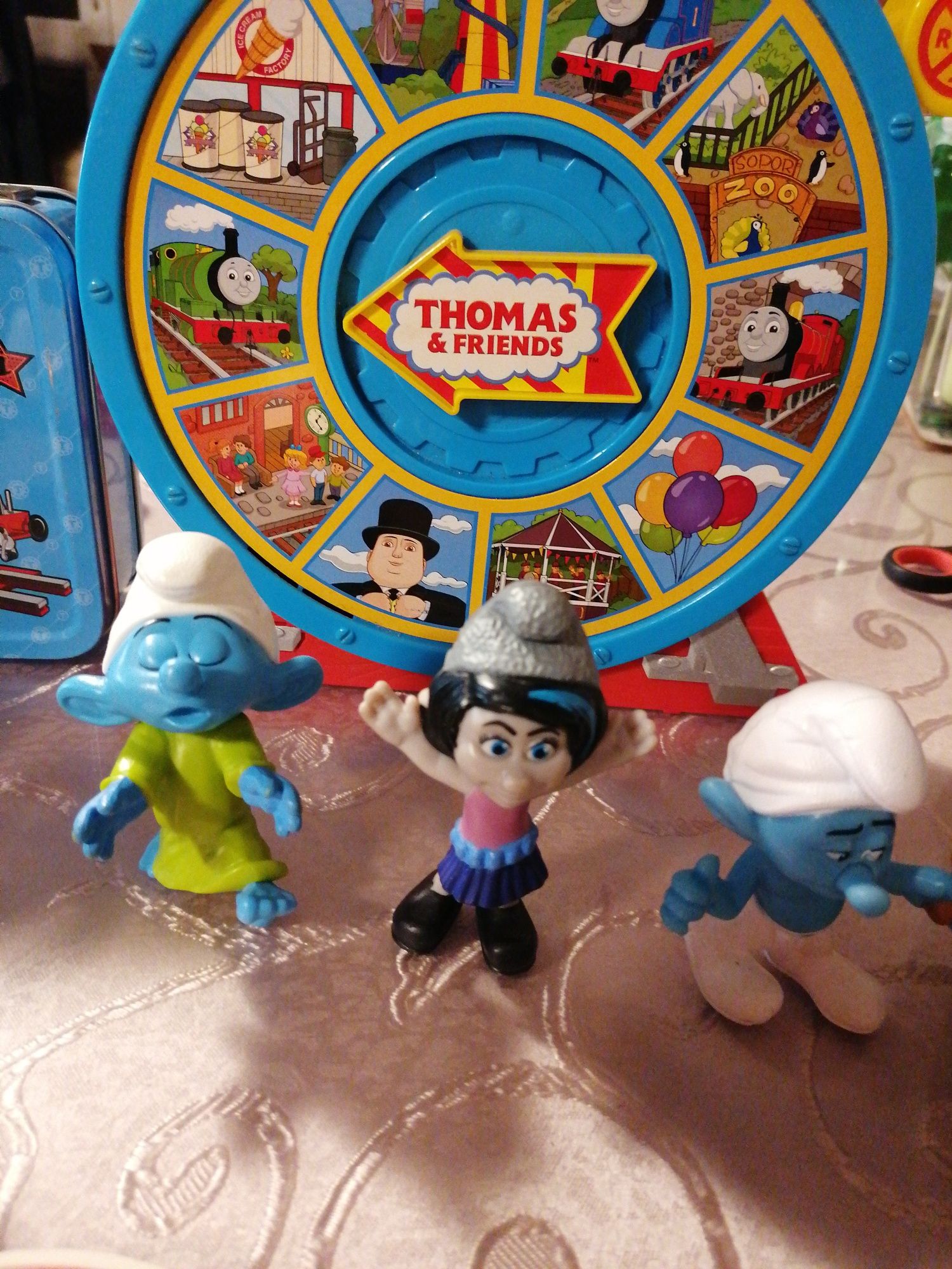 Smerfy  Tomek i Przyjaciele zestaw zabawek