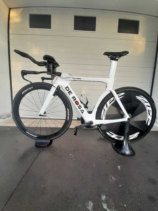 Bicicleta TT contrarrelógio