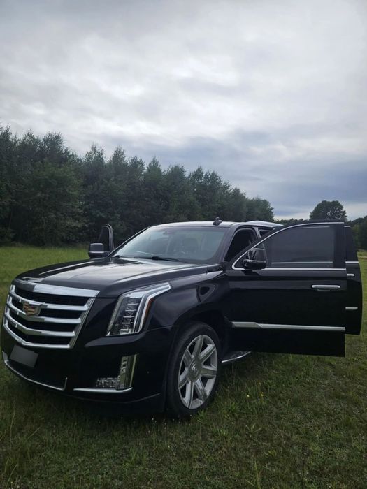 Cadillac Escalade wersja ESV- Przedłużana 6,2 z gazem możliwa zamiana