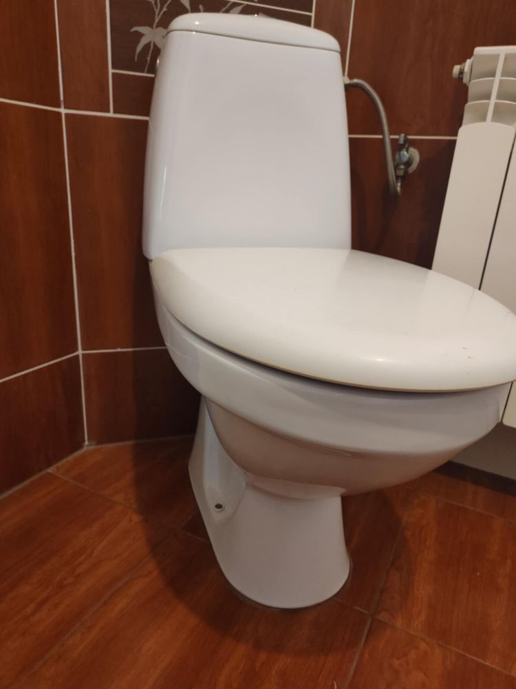 Kompakt WC z deską