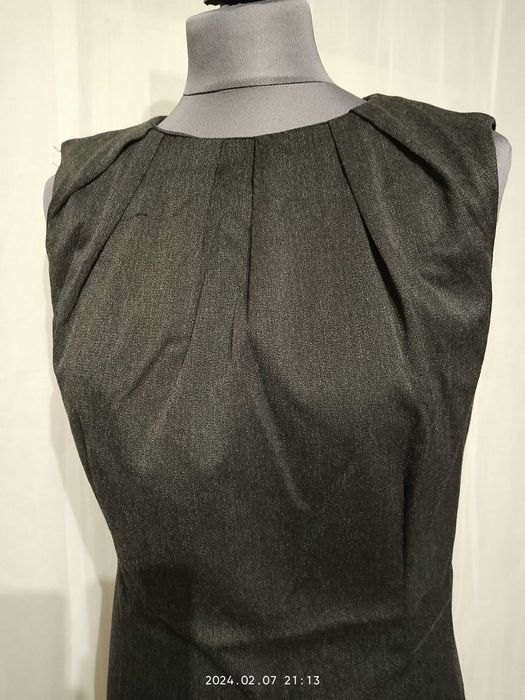 Sukienka elegancka garniturowa zara