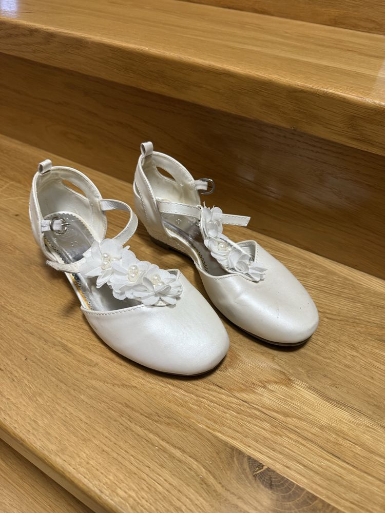 Buty komunijne rozmiar 33
