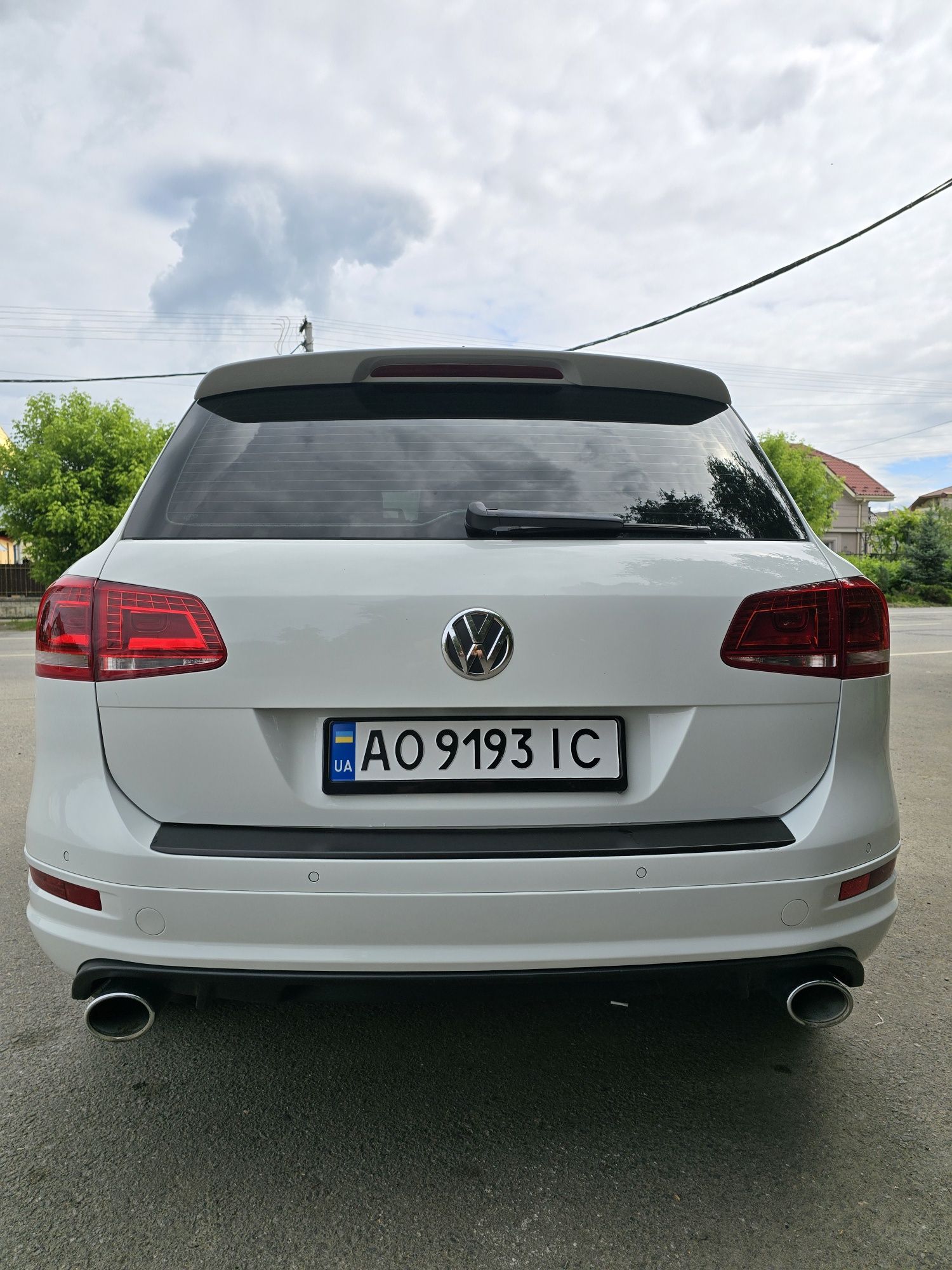 Volkswagen Touareg R-Line не Америка обмін