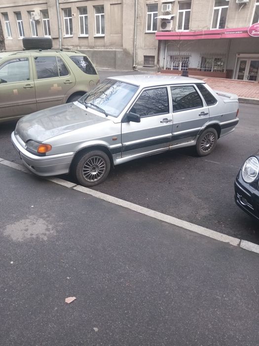 Автомобіль. ВАЗ 2115