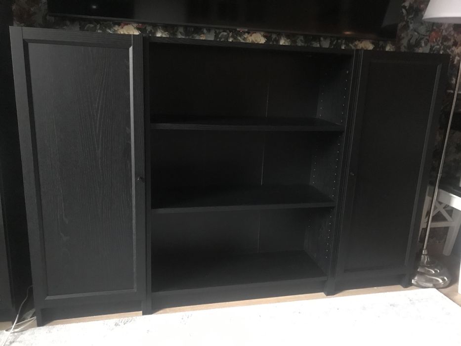 Billy/Oxberg.Kombinacja regałowa z drzwiami.IKEA.Czarny,imit.dębu.