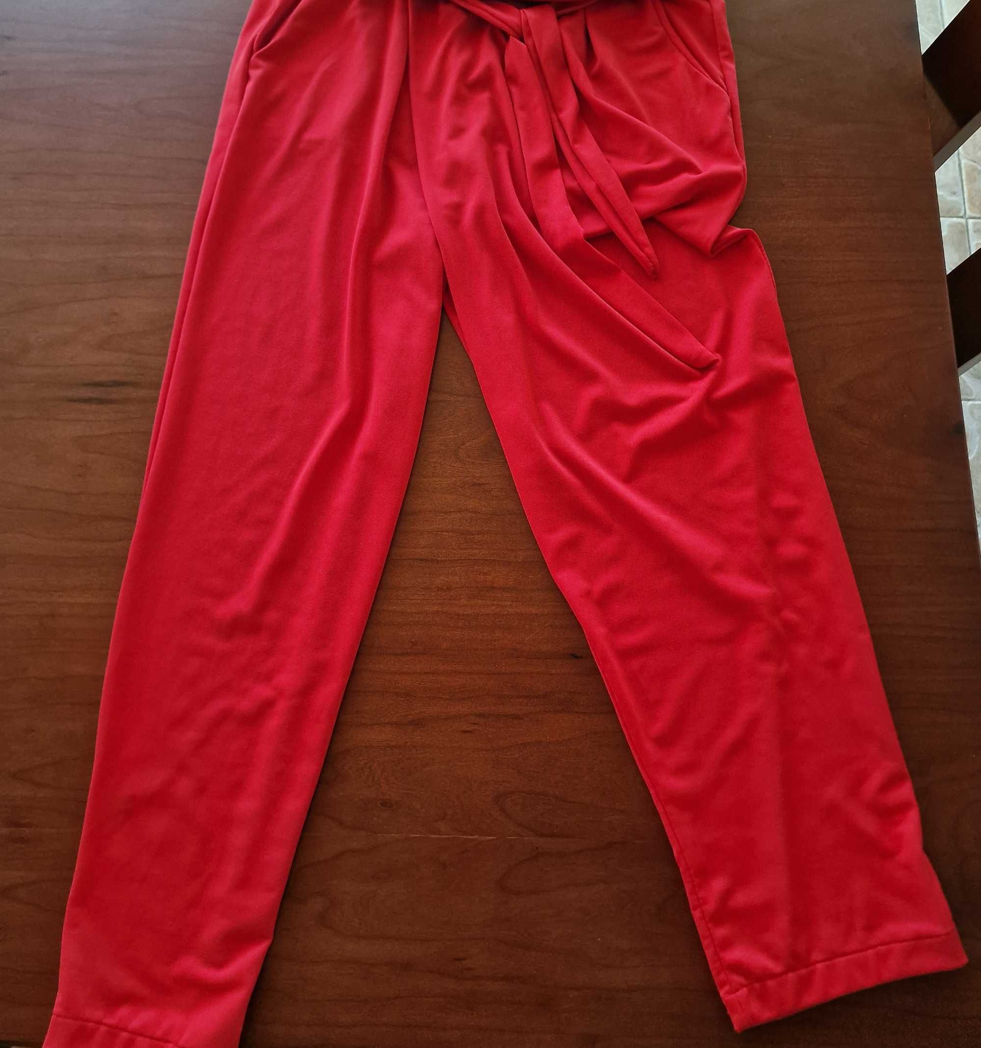 Macacão vermelho