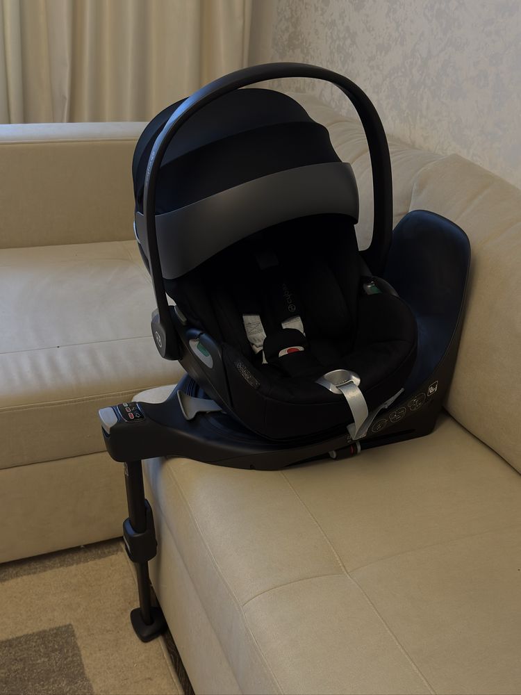 Автокрісло Cybex