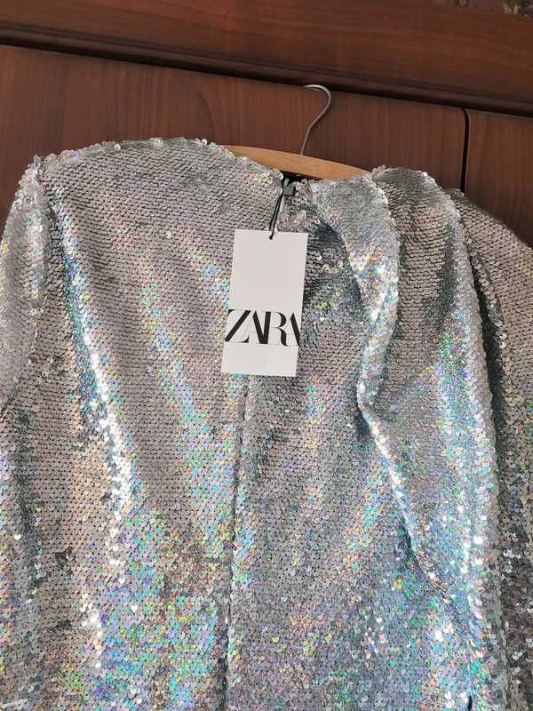 Srebrna holograficzna cekinowa sukienka Zara cekiny M