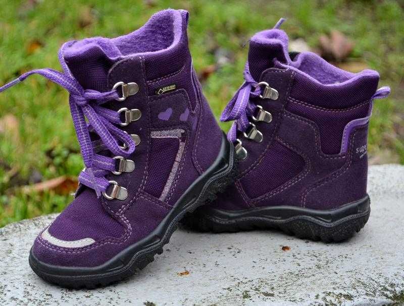 Продам зимние сапоги SUPERFIT ecco Goretex 24р.
