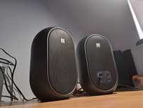 JBL 104 bt. Reference monitor, monitory studyjne z Bluetooth