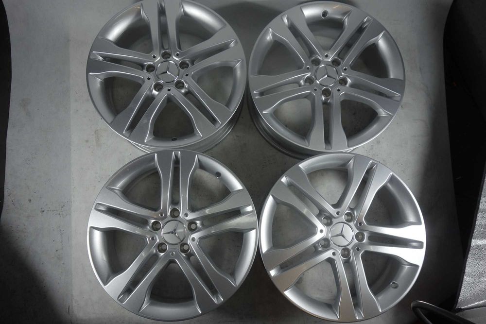 Alufelgi 18" 5x112 Mercedes A-Class B-Class C-Clas GLA GLB Srebrne 781