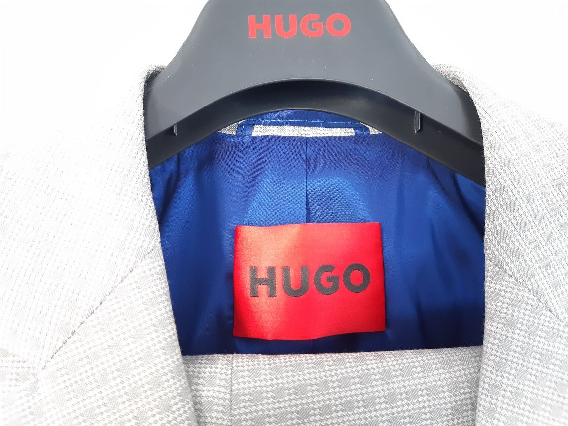 Garnitur Hugo Boss rozm.50