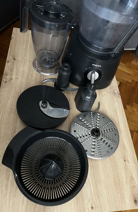 Robot kuchenny Philips Avance hr7776