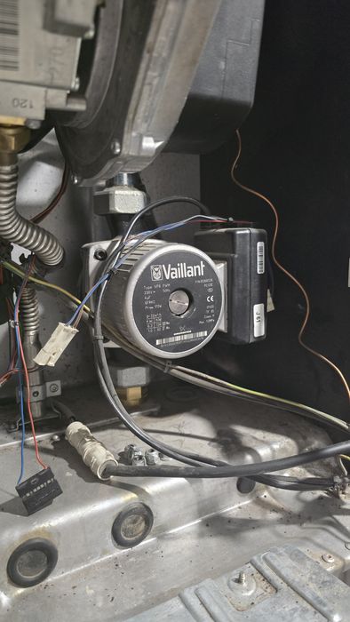 Vaillant eco tec plus 466/4-5 uszkodzony