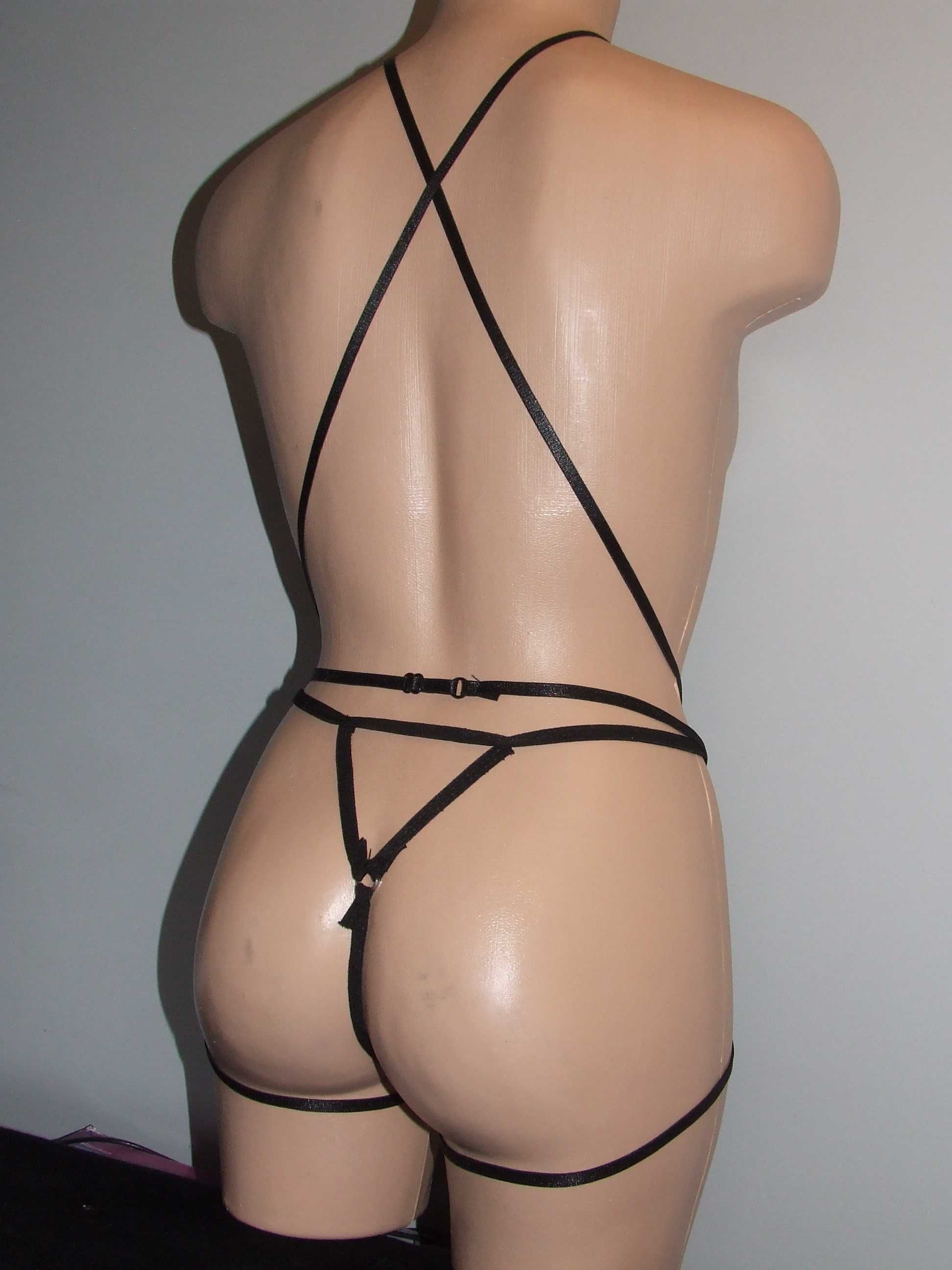 Komplet bielizny damskiej seksowny erotyczny gorset uprząż + stringi