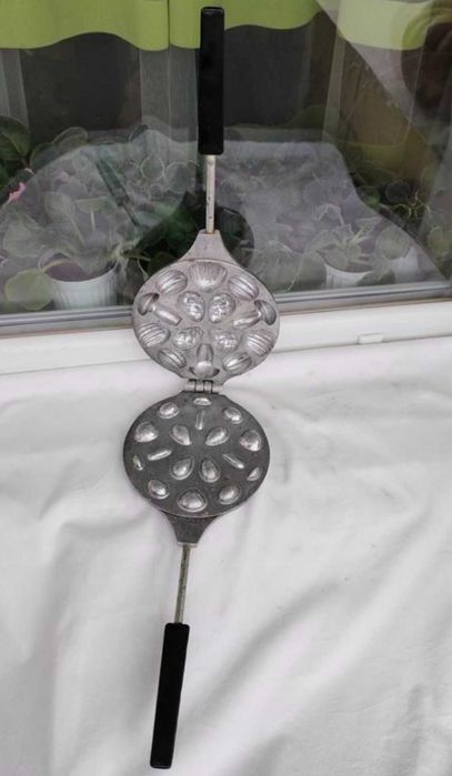 Орешница горішниця радянських часів форма для випічки горішків