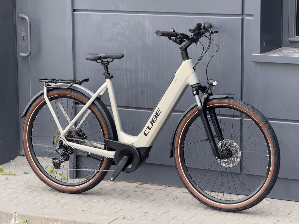 Cube Touring Pro (Kathmandu) 2024 новий