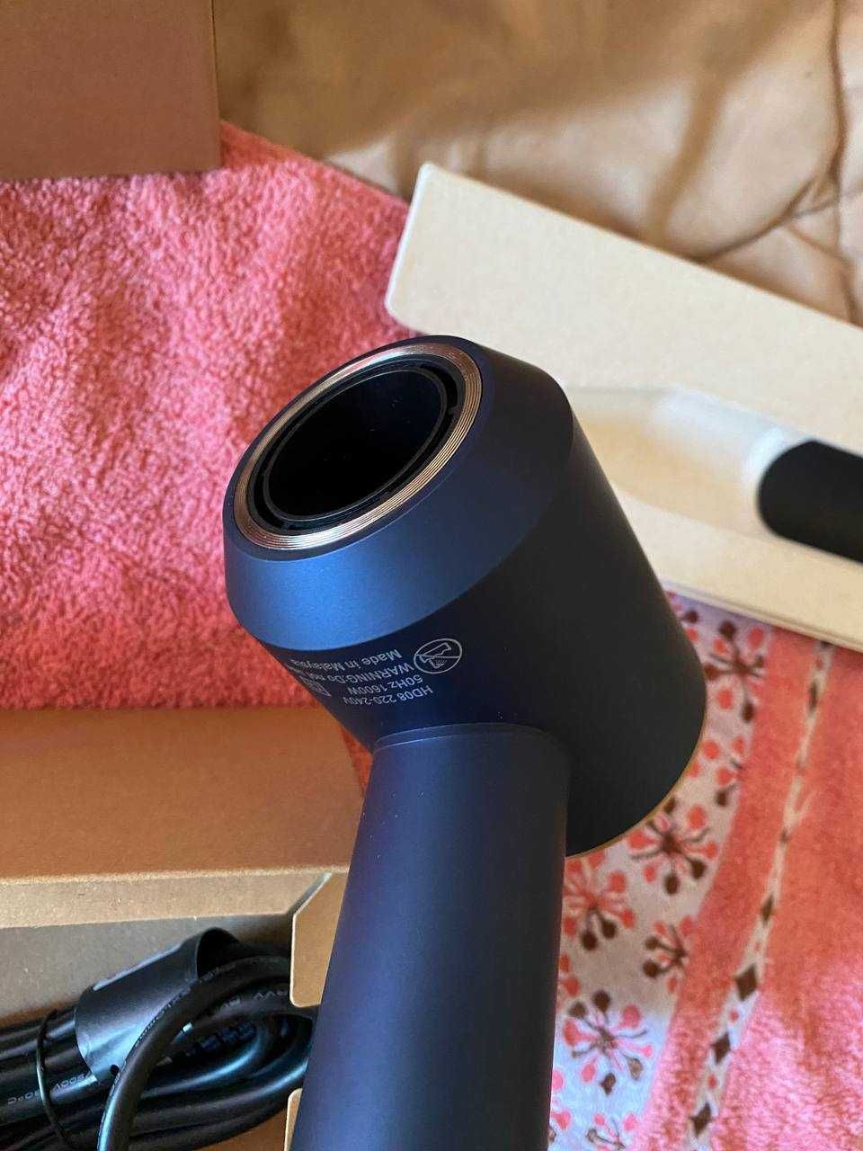фен Dyson supersonic