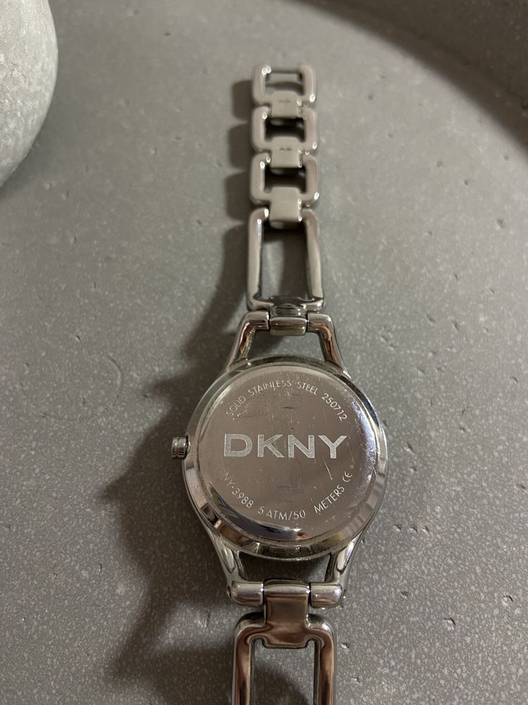 Жіночий годинник DKNY