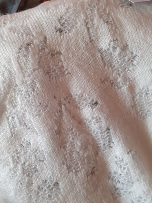 Sweter ażurowy kwiaty